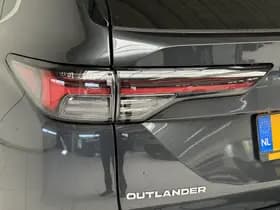 Mitsubishi Outlander thumbnail 41