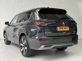 Mitsubishi Outlander thumbnail 6