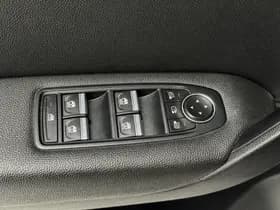 Renault Captur thumbnail 15