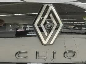 Renault Clio thumbnail 19