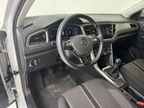 Volkswagen T-Roc thumbnail 21