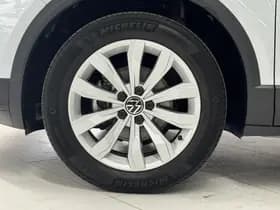 Volkswagen T-Roc thumbnail 23