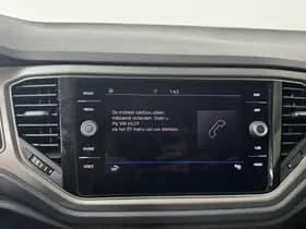 Volkswagen T-Roc thumbnail 24