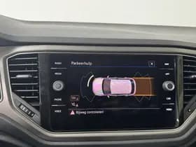Volkswagen T-Roc thumbnail 26