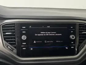 Volkswagen T-Roc thumbnail 29