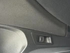 Volkswagen T-Roc thumbnail 33