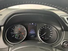 Nissan Qashqai thumbnail 4