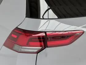 Volkswagen Golf thumbnail 40