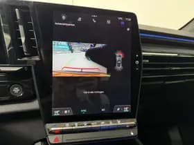 Renault Austral thumbnail 12