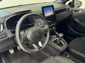 Renault Clio thumbnail 14