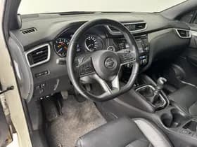 Nissan Qashqai thumbnail 25