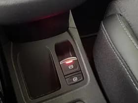 Renault Clio thumbnail 25