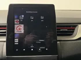 Renault Captur thumbnail 27