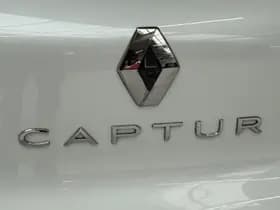 Renault Captur thumbnail 36