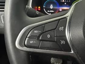 Renault Clio thumbnail 19