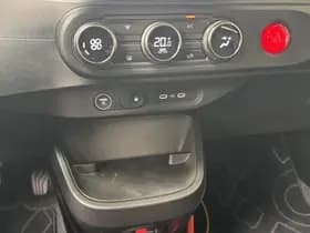 Renault Twingo thumbnail 13