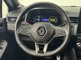 Renault Clio thumbnail 19