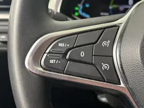 Renault Captur thumbnail 18