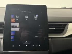 Renault Captur thumbnail 31