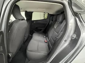 Mitsubishi Colt thumbnail 8