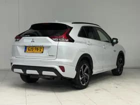 Mitsubishi Eclipse Cross thumbnail 2