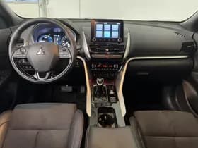 Mitsubishi Eclipse Cross thumbnail 3