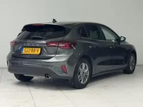 Ford Focus thumbnail 2