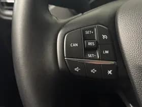 Ford Focus thumbnail 18