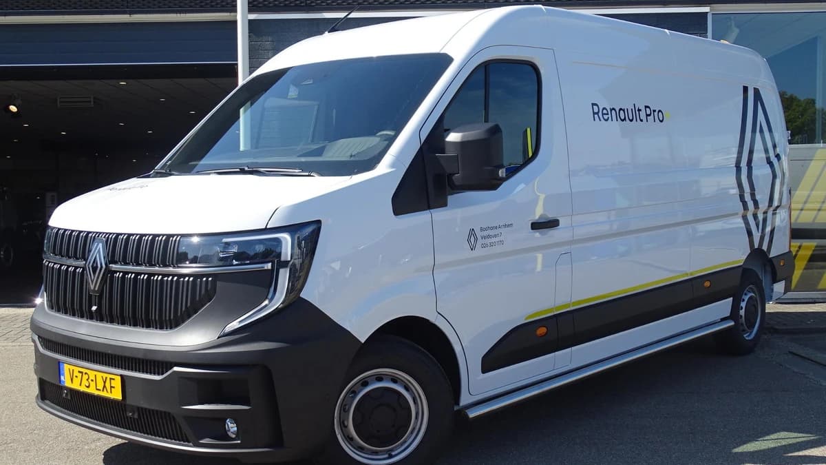 Renault Master — foto 1
