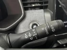 Renault Clio thumbnail 16