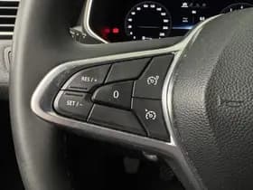 Renault Clio thumbnail 19