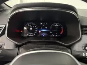Renault Clio thumbnail 24