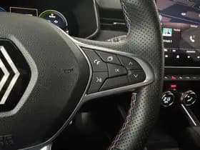 Renault Clio thumbnail 17