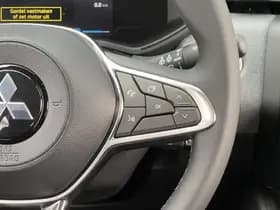 Mitsubishi Colt thumbnail 21