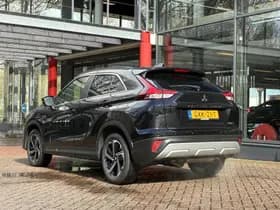 Mitsubishi Eclipse Cross thumbnail 3