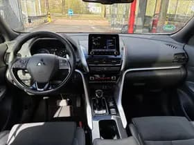 Mitsubishi Eclipse Cross thumbnail 4