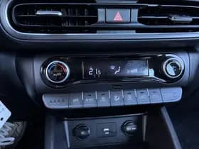 Hyundai Kona thumbnail 16