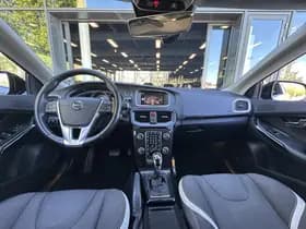 Volvo V40 thumbnail 3