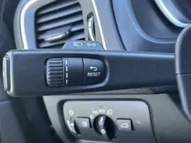 Volvo V40 thumbnail 24