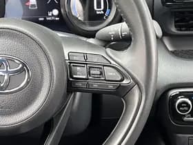 Toyota Yaris thumbnail 24