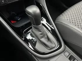 Toyota Yaris thumbnail 25