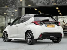 Toyota Yaris thumbnail 6