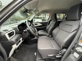 Suzuki Swift thumbnail 8
