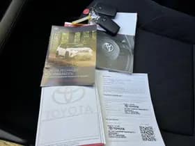Toyota Corolla thumbnail 15