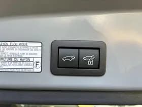 Toyota Corolla thumbnail 30