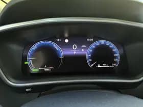 Toyota Corolla thumbnail 5