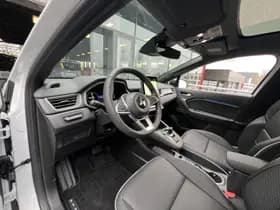 Mitsubishi Grandis thumbnail 25