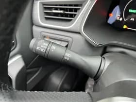 Mitsubishi Grandis thumbnail 32