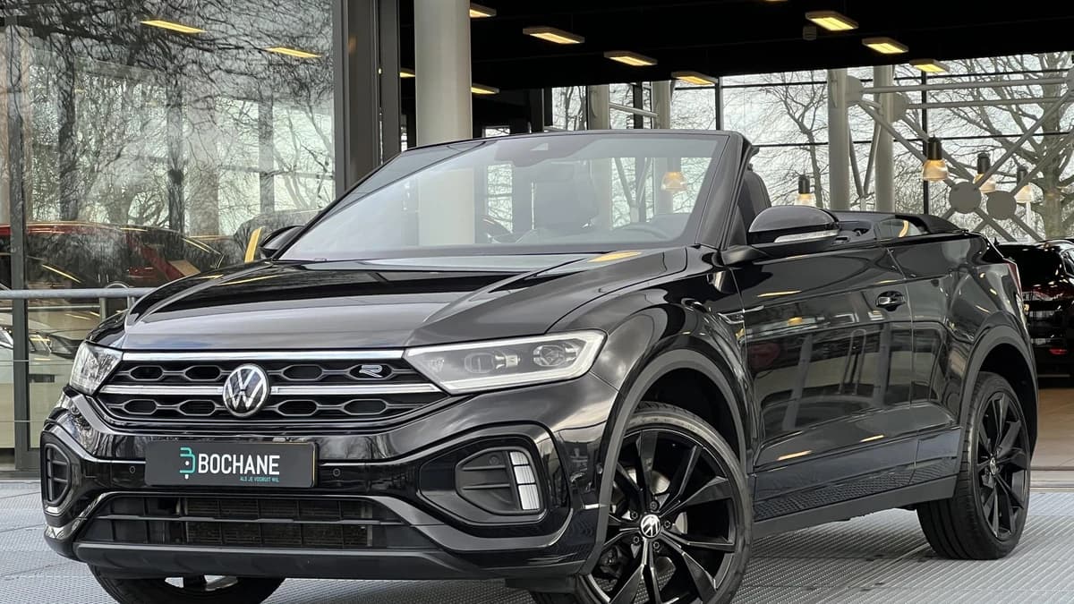Volkswagen T-Roc — foto 1