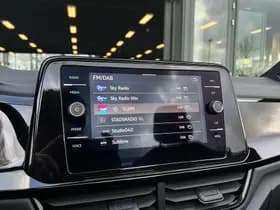 Volkswagen T-Roc thumbnail 14